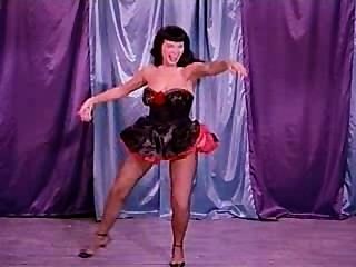 eine Burlesque-Tanz mit betty Seite