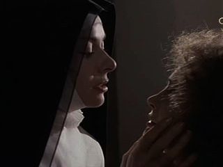 Anne Heywood und Martine Brochard in den Nonnen des heiligen Erzengels