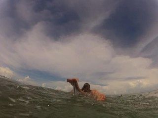 Surfer ass